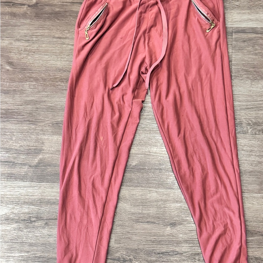 Rose Pink Joggers with Gold Zipper Pockets – Size L/XL